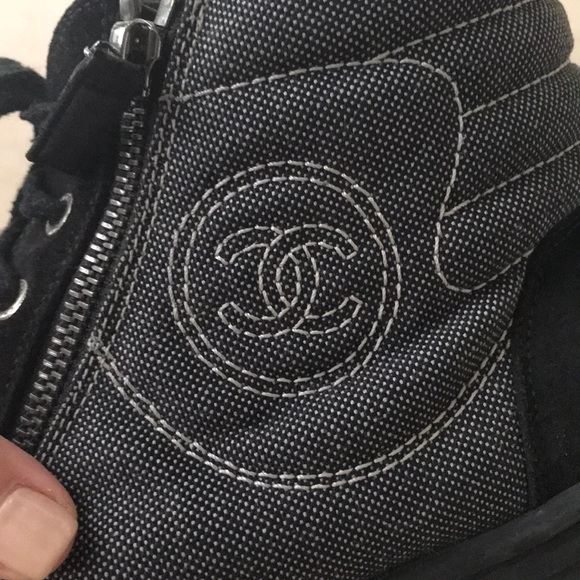 CHANEL High Top Sneakers - Picture 5 of 6